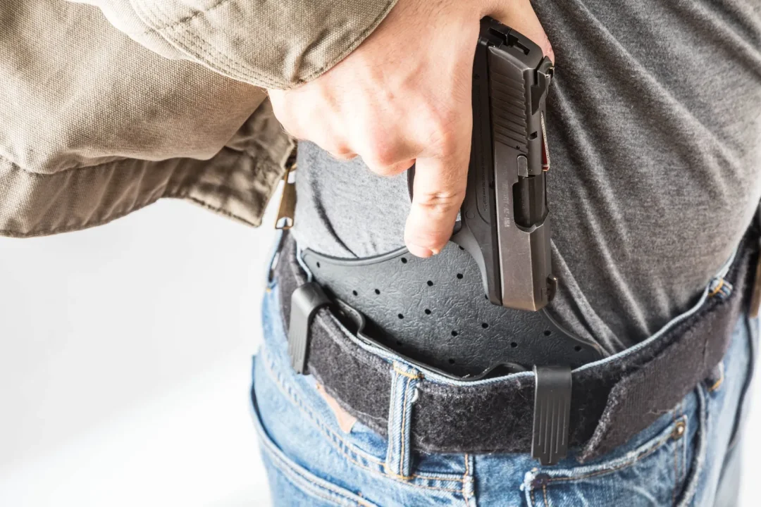 Funda Fobus Interna Universal Mediana Izquierda Para Pistola Iwbm Lh